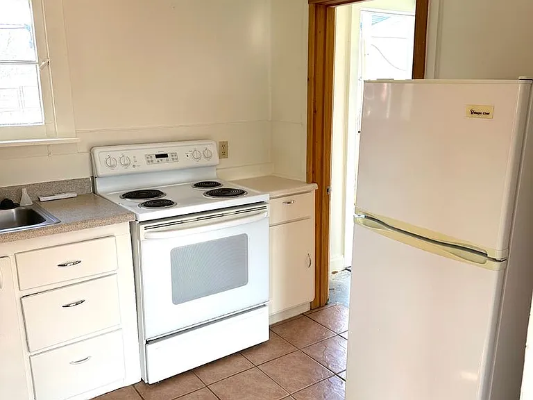 1809 S Shoshone St — Photo 3