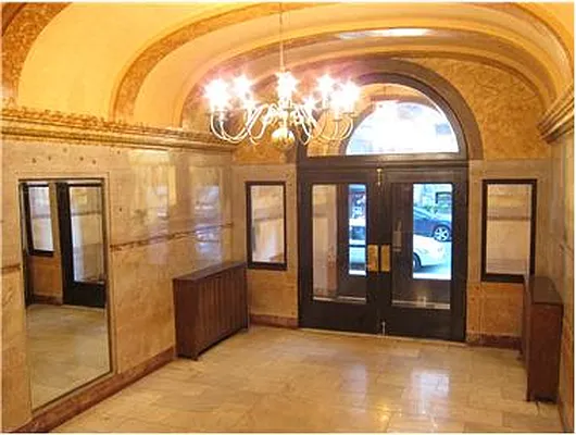 Rented by Douglas Elliman | media 15