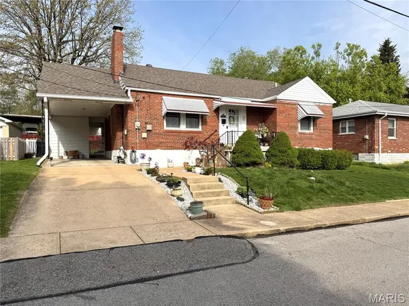 9319 Brenda Ave, Saint Louis, MO 63123