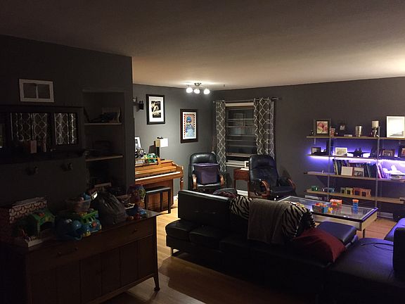 4th image of 4521 N Bartlett Ave