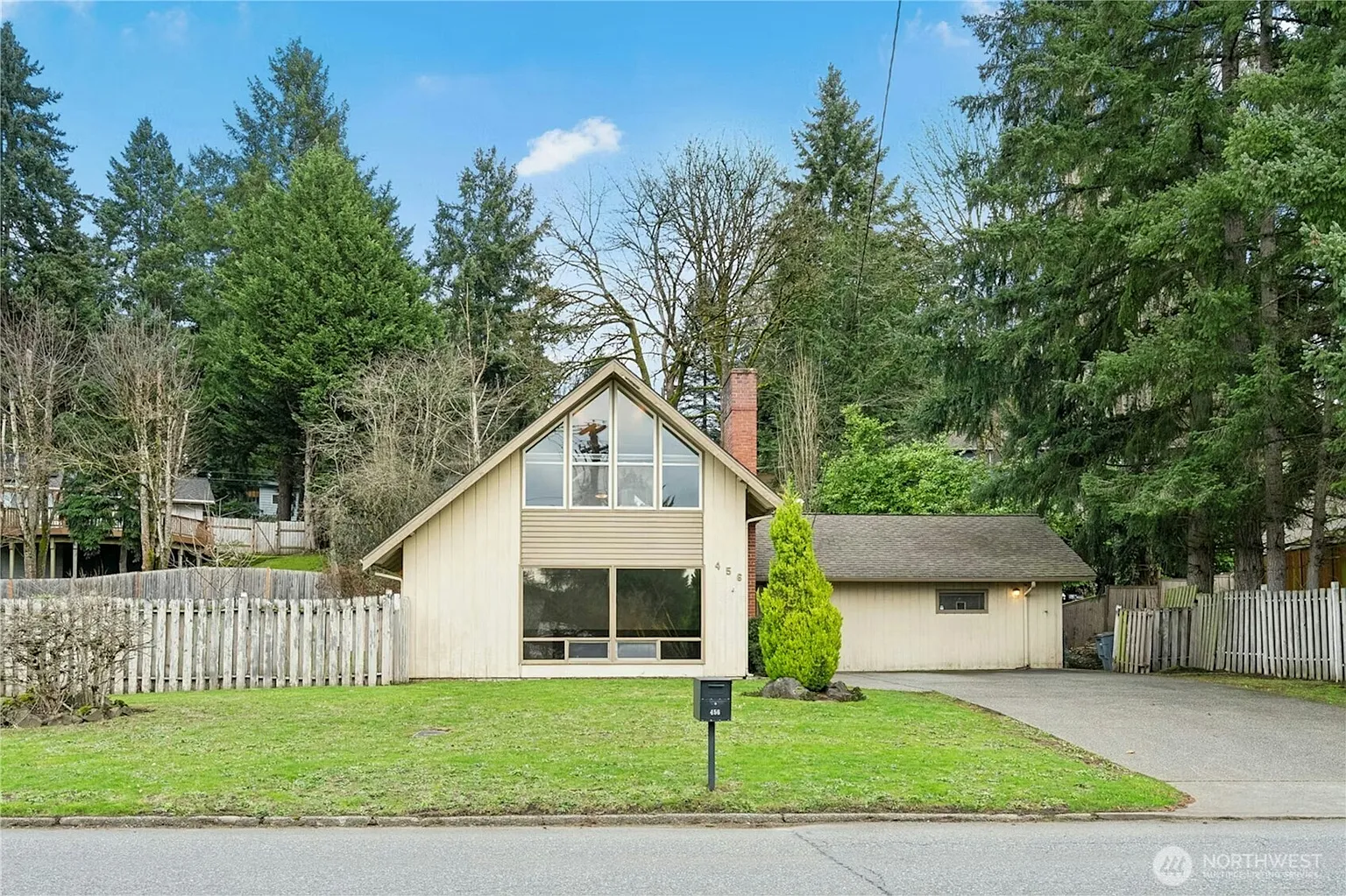 456 156th Avenue SE photo 1