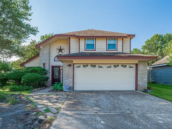 15803 Locust Grove Dr, Houston, TX 77095
