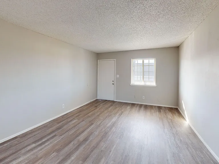 Autumn Ridge Apartments — Photo 15