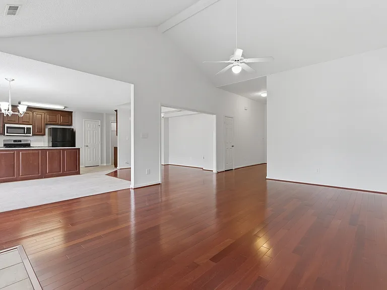 134 Garden Brook Dr — Photo 3