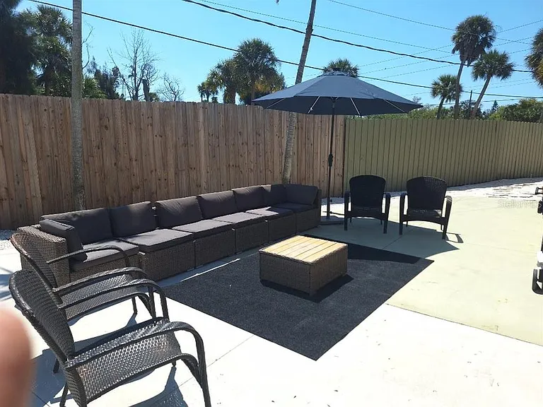 1203 Lyric Ln — Photo 26