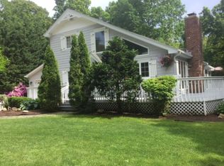 47 Heritage Ln, Riverhead, NY 11901