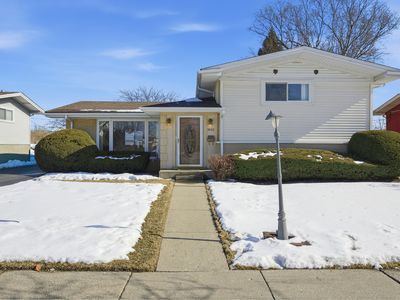 9013 Oriole Ave, Morton Grove, IL, 60053