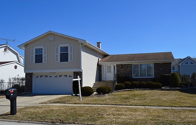 1st image of 741 Dunhill Dr
