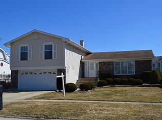 741 Dunhill Dr, Buffalo Grove, IL