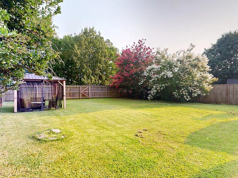4936 Fountain Hall Dr — Photo 20