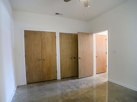 5th image of 1404 Bainbridge St #A