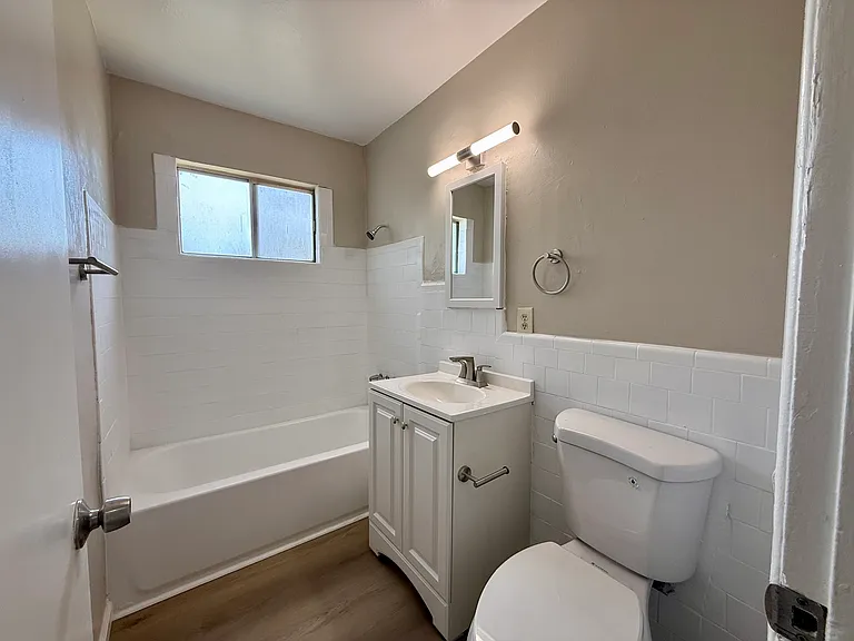 1004 E Nocta St #A — Photo 11