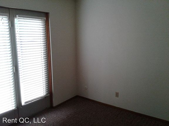 5th image of 5111 25th Avenue Ct APT 1