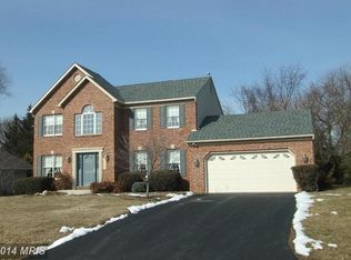 19109 Olde Waterford Rd, Hagerstown, MD 21742