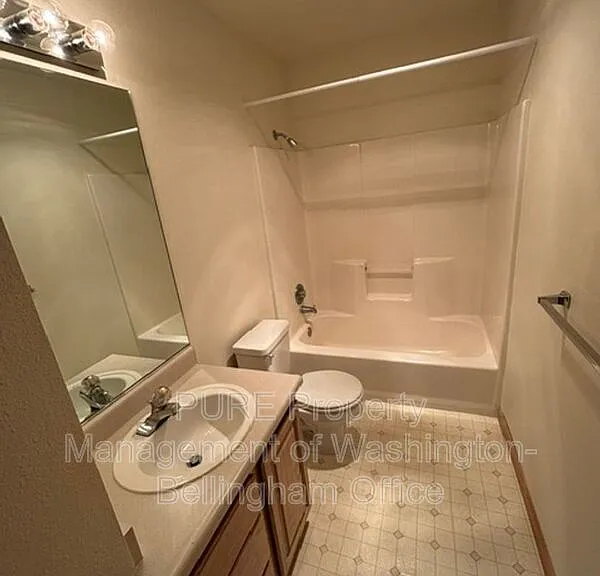 655 W Horton Rd #240 — Photo 7