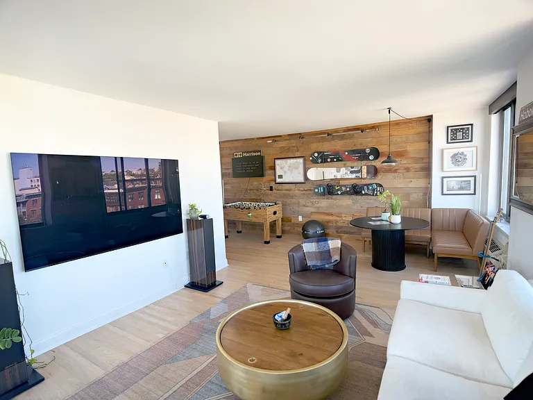 415 Newark St #6B — Photo 4