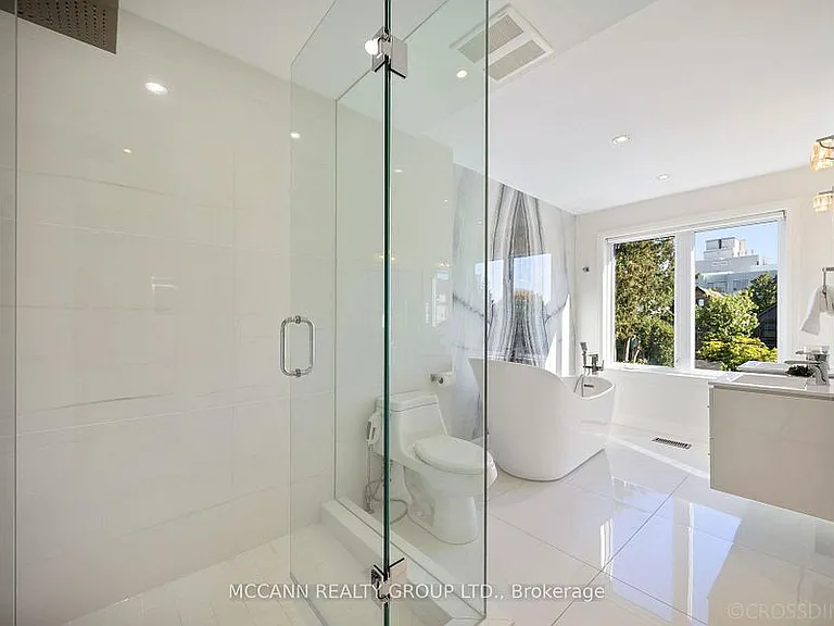 217 Pearson Ave — Photo 25