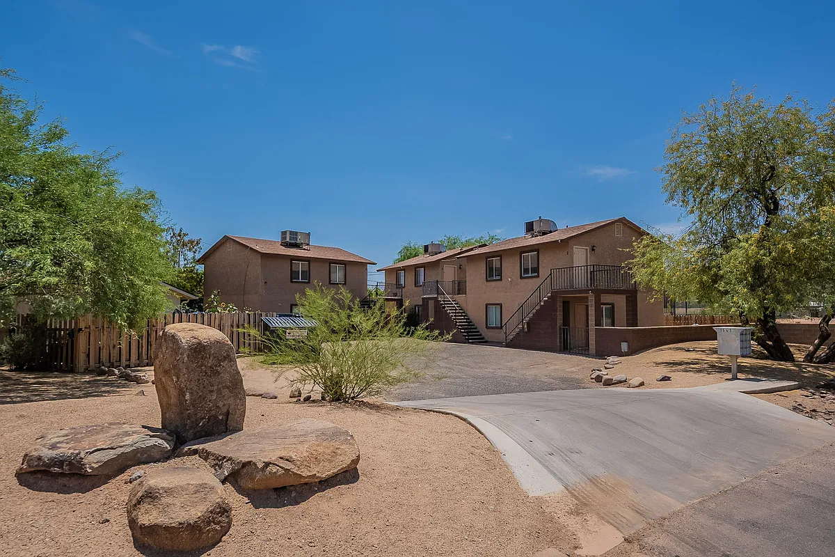 Building Photo - 1551 E Christy Dr #2