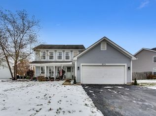 973 W Briarcliff Rd, Bolingbrook, IL 60440