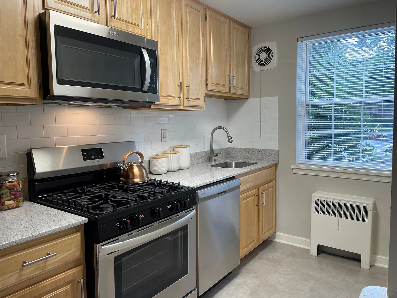 The Metropolitan Wynnewood — Photo 2