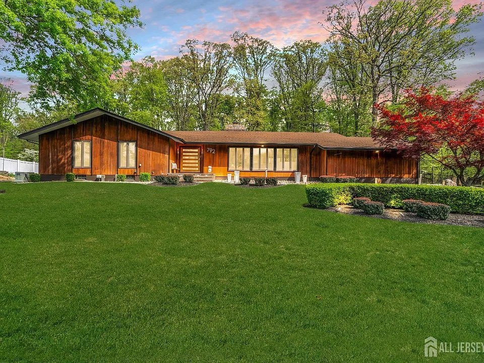 792 Partridge Dr
