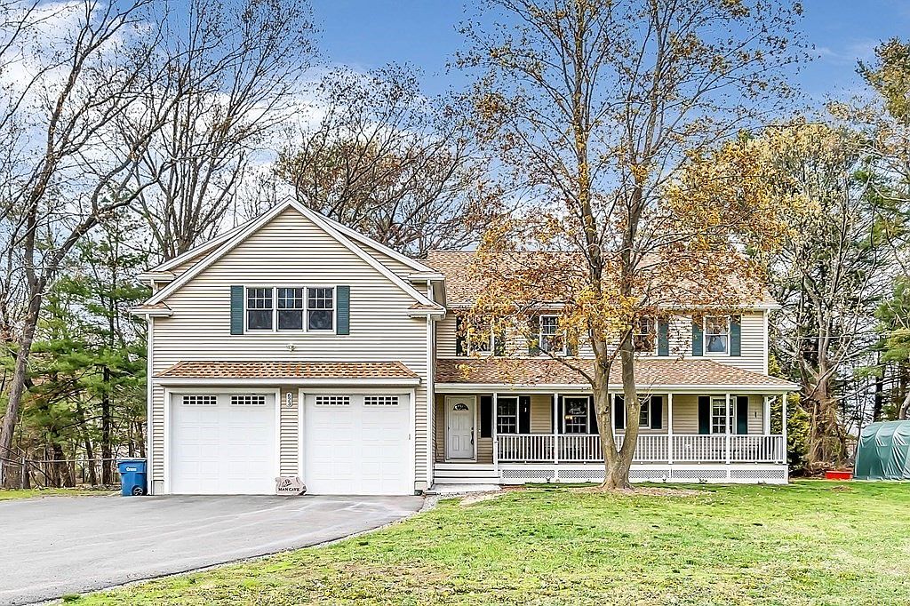 623 Chandler St, Tewksbury, MA 01876 Zillow