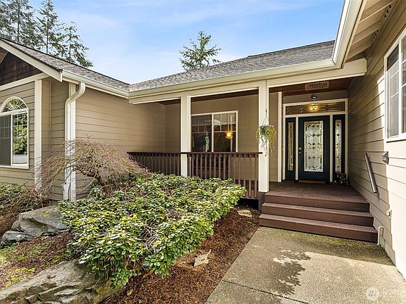 4th image of 10200 NE Kingston View Court