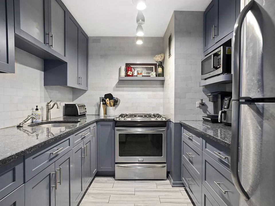 1st image of 100 Beekman St APT 17E