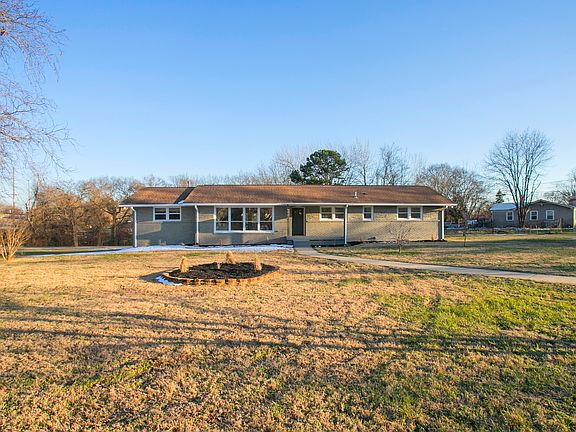 5th image of 4021 Devonshire Dr