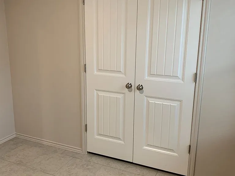 2432 FM 1113 — Photo 18