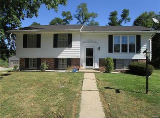 58560 Mills Creek Pl, Hannibal, MO 63401