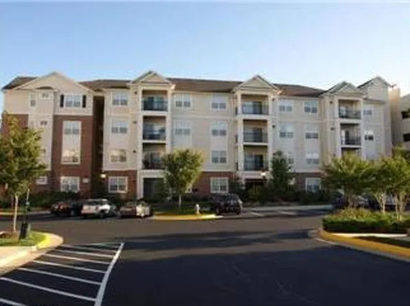 12957 Centre Park Cir APT 404, Herndon, VA 20171