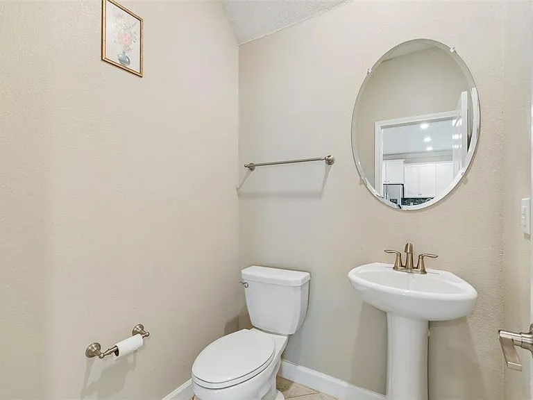 25057 Lambrusco Loop — Photo 11