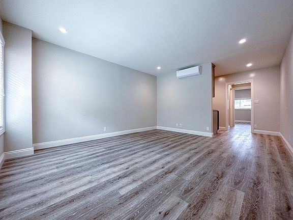 3rd image of 6450 Lexington Ave #34