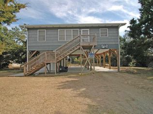 16 Parker Dr, Pawleys Island, SC 29585
