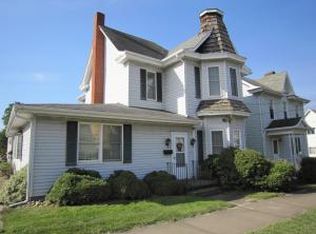 213 E Green St, Connellsville, PA