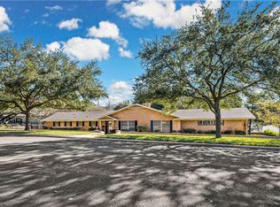 4936 Ridgeview Dr, Waco, TX 76710