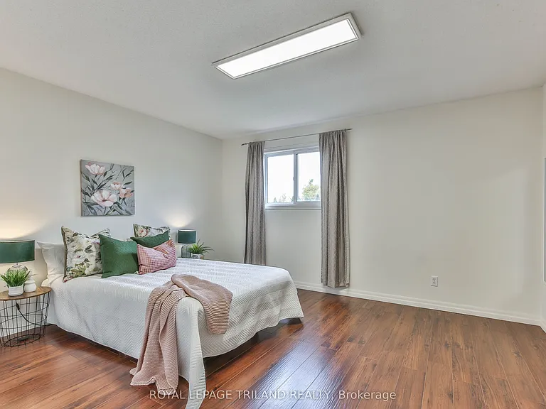 952 Thistledown Way — Photo 21