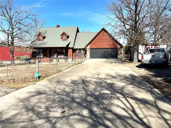 21894 Cedar Hill Dr, Howe, OK 74940