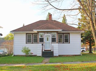 627 3rd St NW, Chisholm, MN 55719