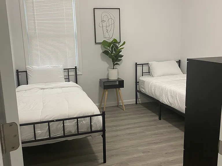 383 Academy Ave #2 — Photo 7