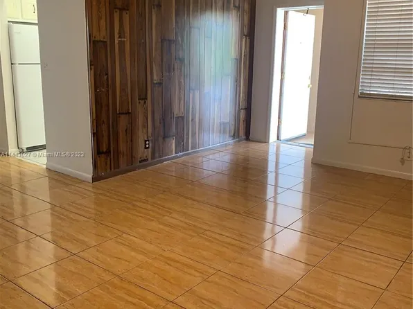 2041 NW 81st Ave APT 426, Hollywood, FL 33024