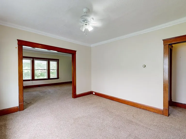 1285 Cranford Ave — Photo 11