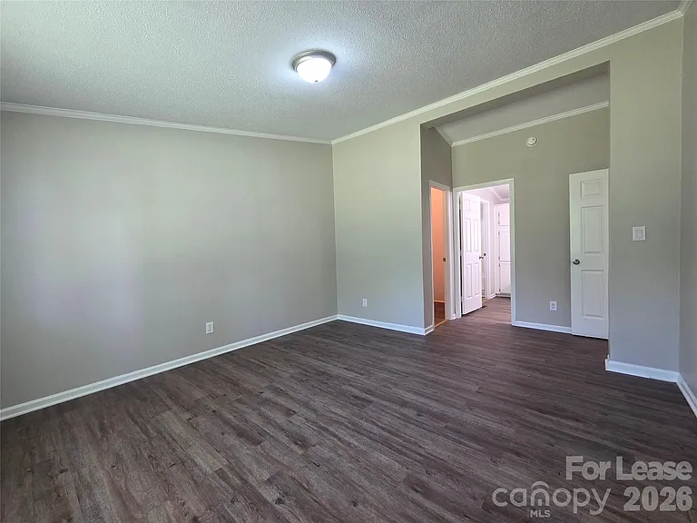 4223 Givens Rd — Photo 16