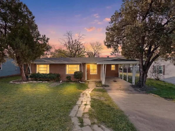 11936 Hoblitzelle Dr, Dallas, TX 75243