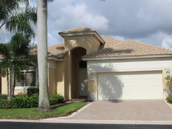 10836 Grande Blvd, West Palm Beach, FL 33412