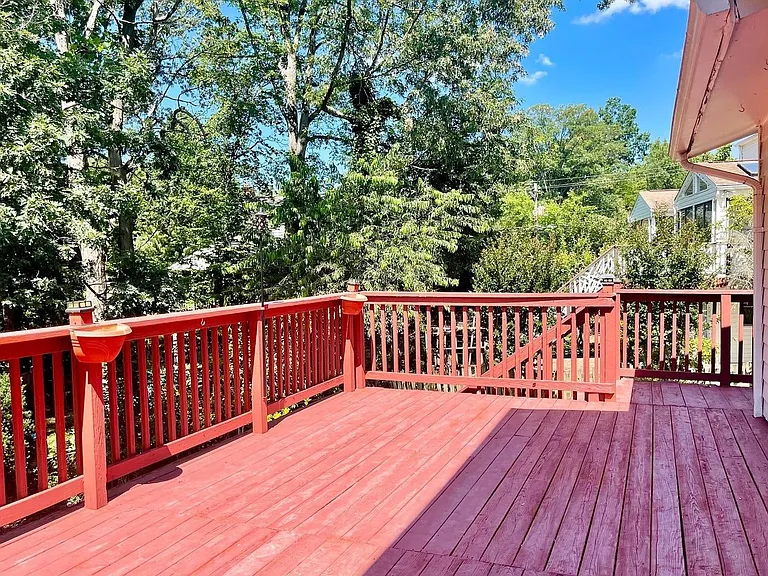 Large deck -1