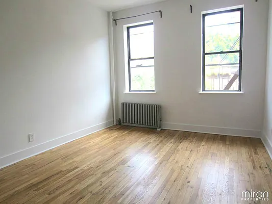 Rented by Miron Properties | media 29