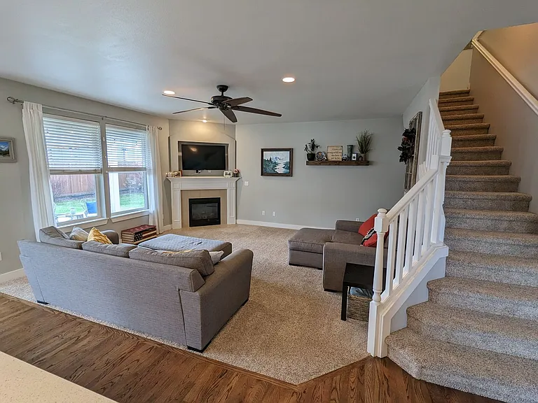 7758 McKinley Loop NE — Photo 14