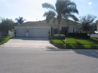 605 Grand Canyon Dr, Valrico, FL 33594